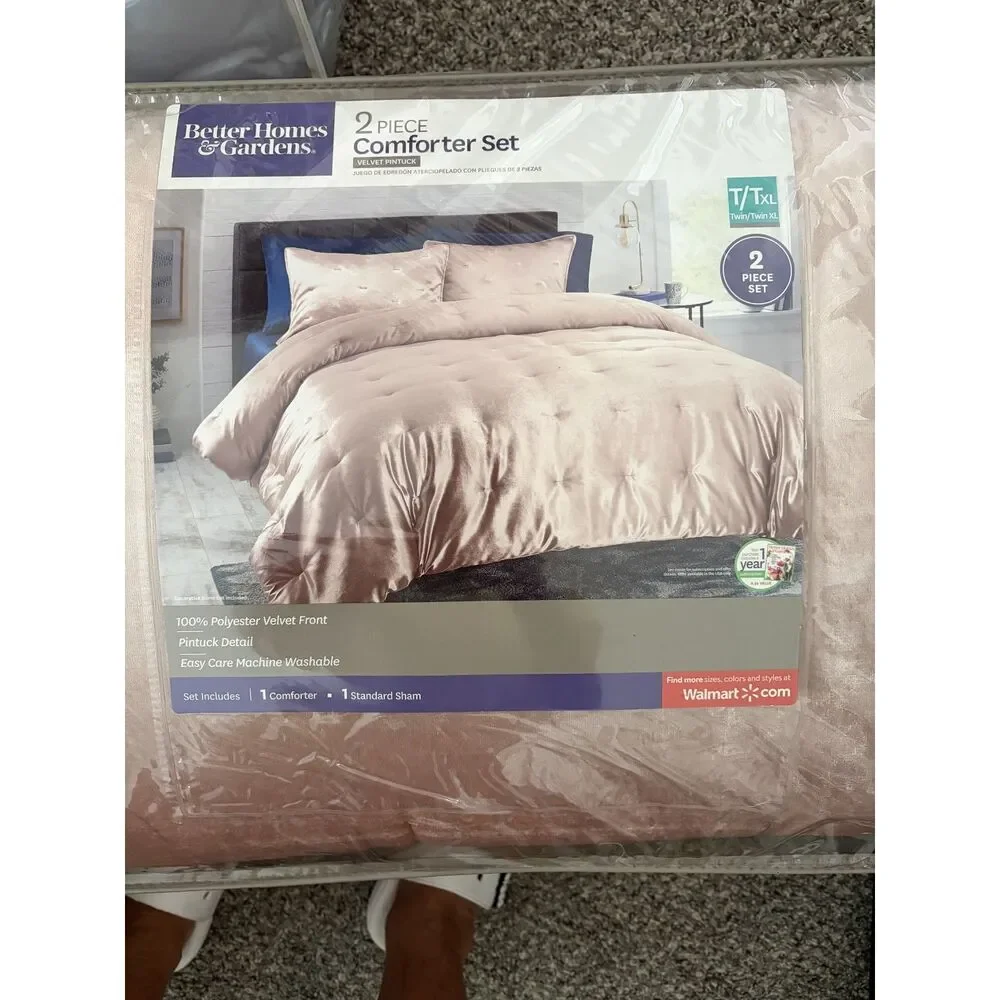 Better Homes and Gardens NEW pink XLTwin comforter set